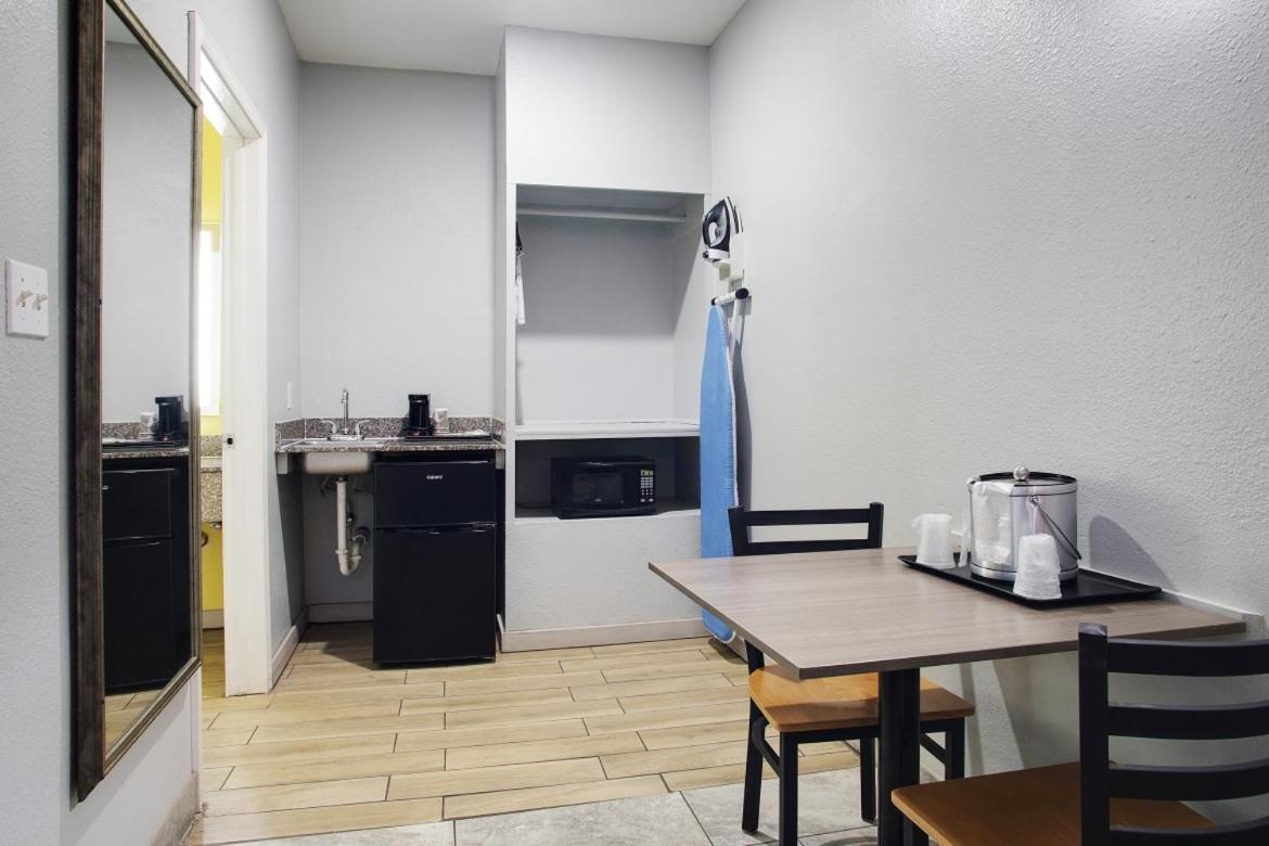 Plantation Suites And Conference Center Port Aransas Buitenkant foto