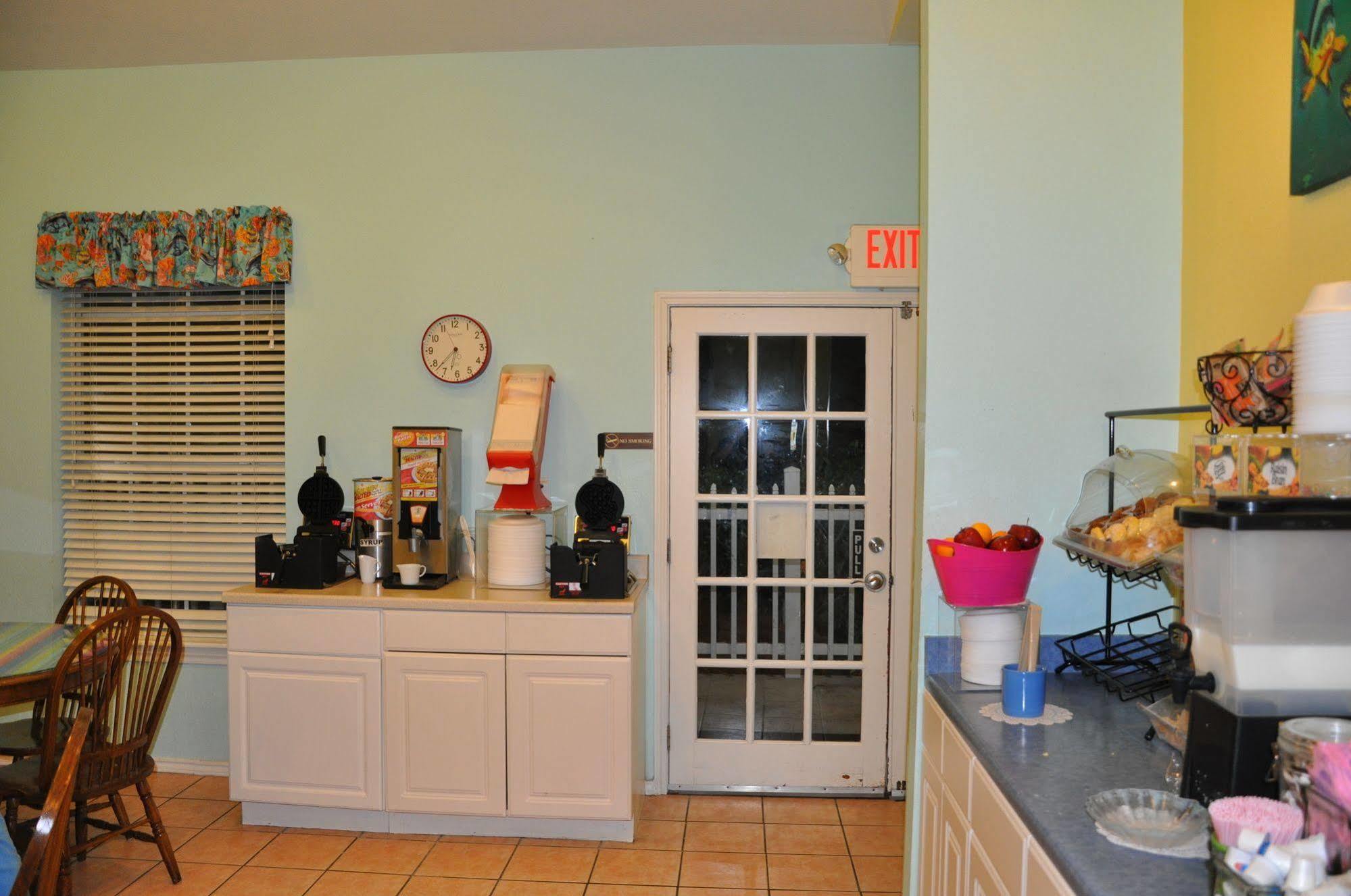Plantation Suites And Conference Center Port Aransas Buitenkant foto